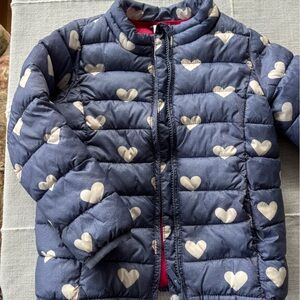GAP baby girls puffer coat blue with white hearts. Size 4T